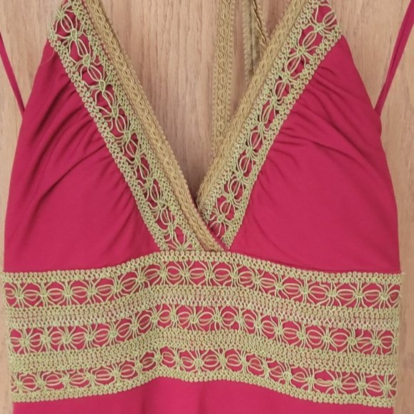 Red Dress - Picture 6 of 14